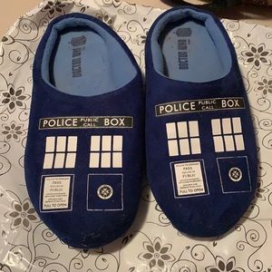 Dr Who Tardis house slippers Men’s XL